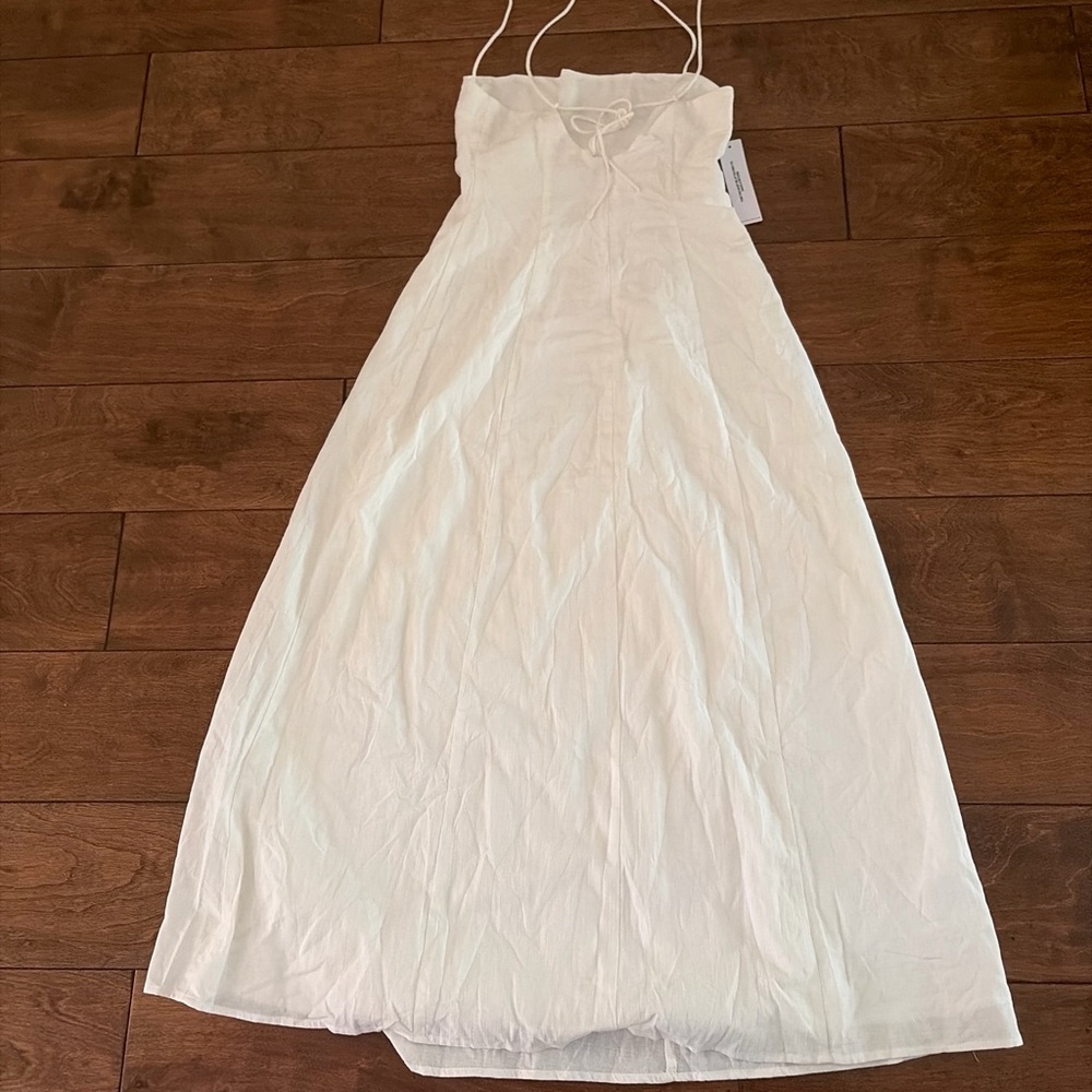 - Princess Polly White Brightwell Maxi Dress - Picture 5 of 9